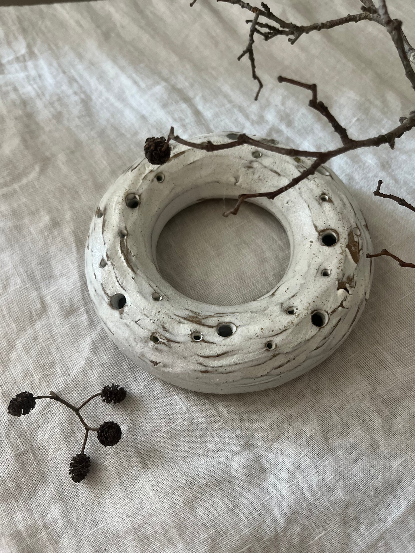 Ripple Floral Wreath Ring